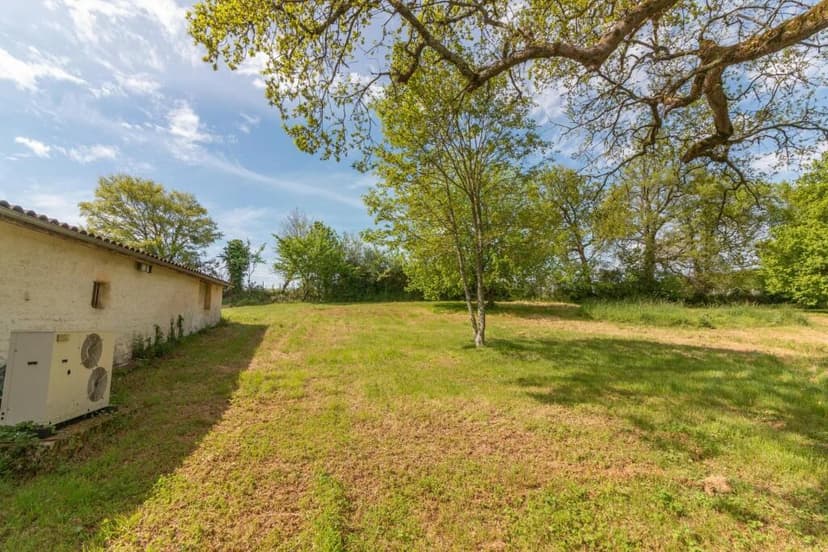 Additional image 2 of Poitou-Charentes, Charente-Maritime, Jonzac, France