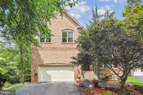 9427 Spruce Tree Circle, Bethesda, MD 20814