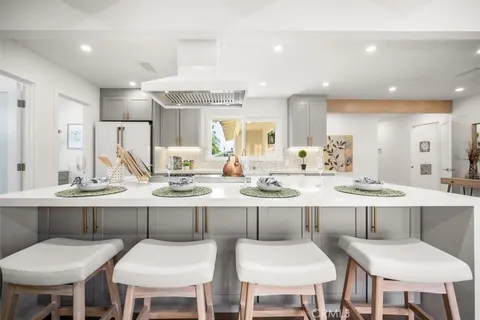 600 N Colfax Street, La Habra, CA 90631