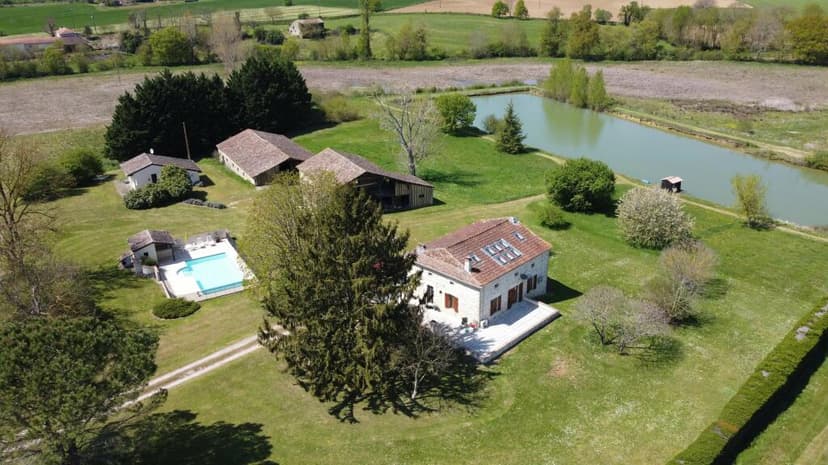 Additional image 2 of Aquitaine, Lot-et-Garonne, Monbahus, France