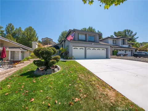 1241 Oakcrest Circle, Corona, CA 92882