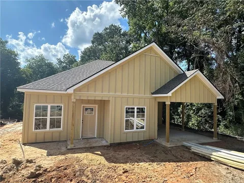 2307 15th Avenue, Phenix City, AL 36867