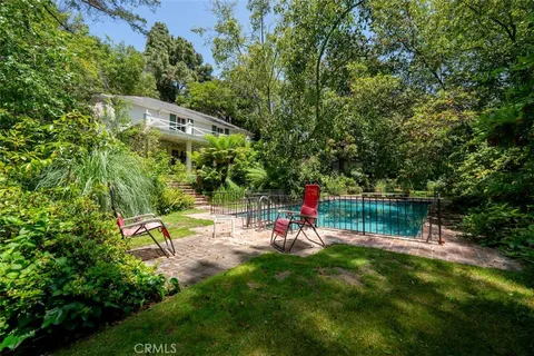 9171 Hazen Drive, Beverly Hills, CA 90210