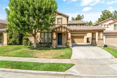 1427 Butterfly Court, Hemet, CA 92545
