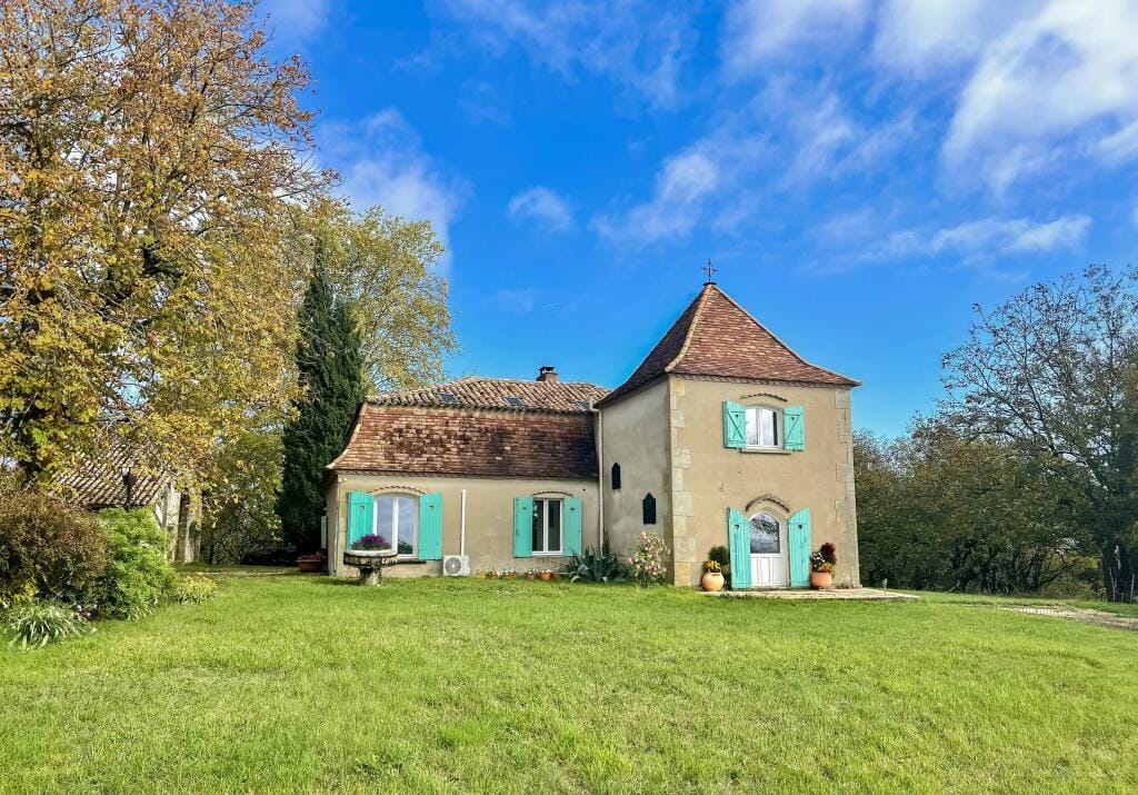 Primary image of Aquitaine, Lot-et-Garonne, Lauzun, France