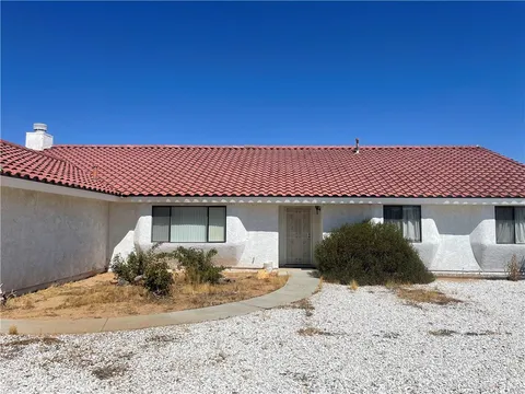 15465 Dakota Road, Apple Valley, CA 92307