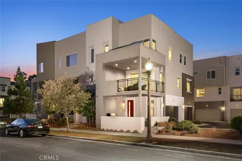 121 Mirth, Irvine, CA 92618