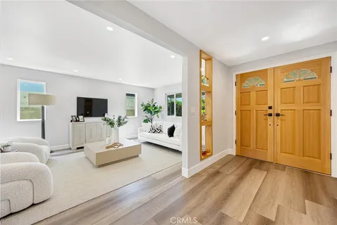 6391 Reubens Drive, Huntington Beach, CA 92647