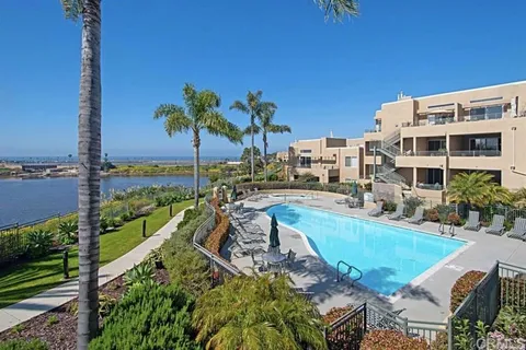 823 Kalpati Circle Unit 101, Carlsbad, CA 92008