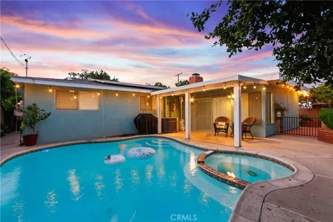 1556 W Crone Avenue, Anaheim, CA 92802
