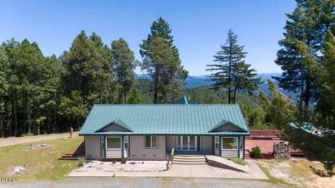 4300 Cahto Peak Road, Laytonville, CA 95454