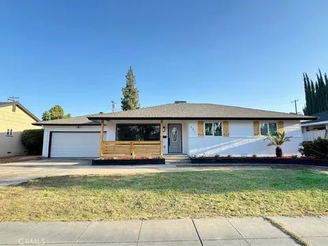 581 E San Madele Avenue, Fresno, CA 93710