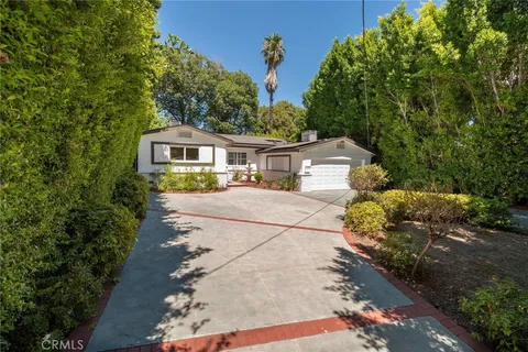 12535 Kling Street, Studio City, CA 91604