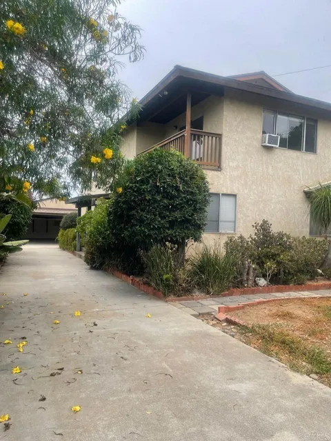 2537 Davis Street Ave, Carlsbad, CA 92008