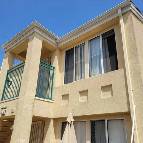 6350 Gage Avenue Unit 304, Bell Gardens, CA 90201