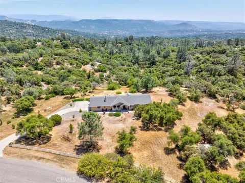 30323 Longview Lane E, Coarsegold, CA 93614