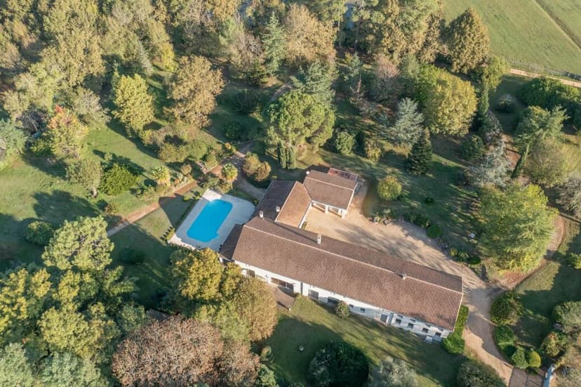 Additional image 2 of Aquitaine, Dordogne, Moulin-Neuf, France