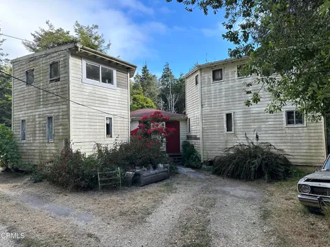 32340 Holquist Lane, Fort Bragg, CA 95437