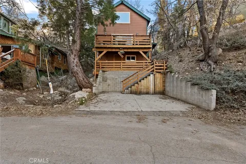 33435 Falling Leaf Drive, Green Valley Lake, CA 92341