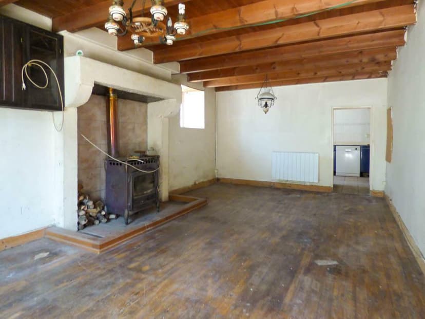 Additional image 2 of Poitou-Charentes, Deux-Sèvres, Sauzé-Vaussais, France