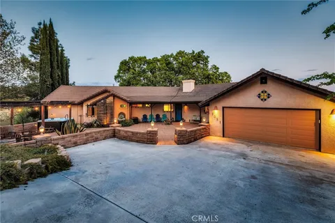 1021 Burro Verde, Paso Robles, CA 93446