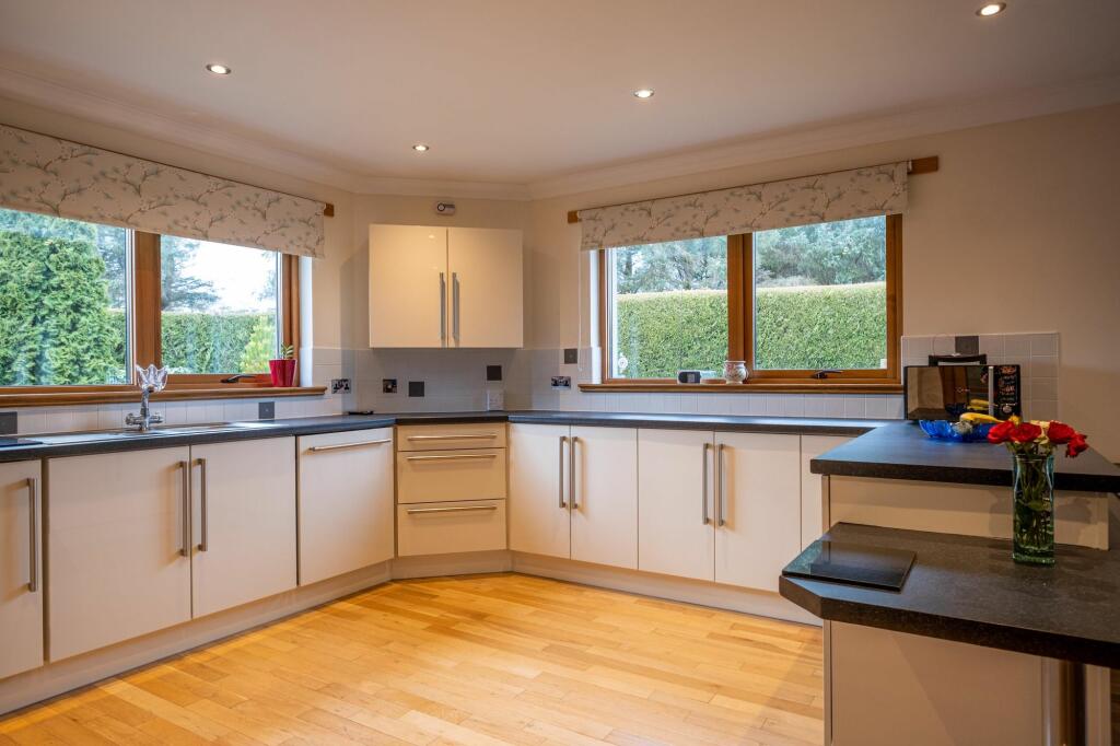 Additional image 5 of Hallwood Park, Midmar, AB51