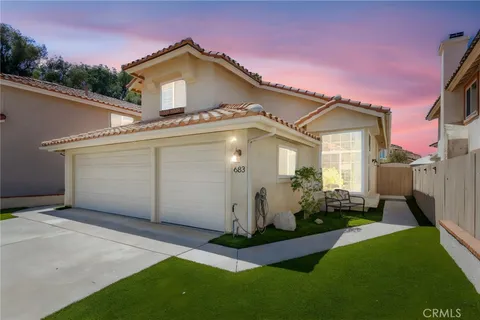 683 Crestwood Place, Escondido, CA 92026