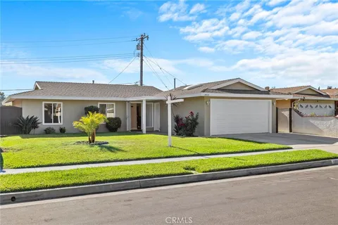 19431 Perch Circle, Huntington Beach, CA 92646