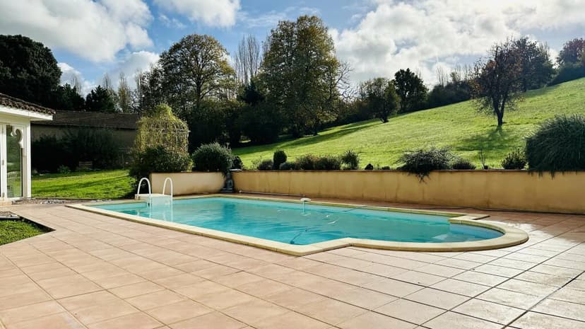 Additional image 2 of Aquitaine, Gironde, Pineuilh, France