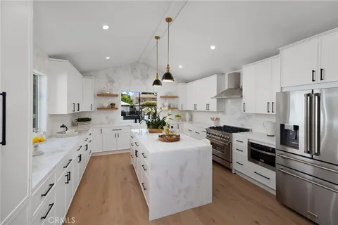 14353 Emelita Street, Sherman Oaks, CA 91401