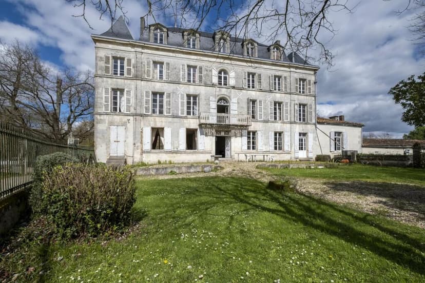 Additional image 2 of Poitou-Charentes, Charente, Segonzac, France