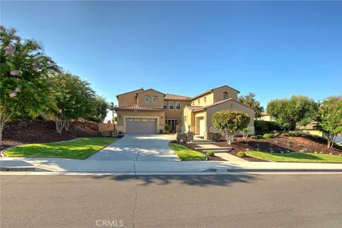 18333 Lakepointe Drive, Riverside, CA 92503