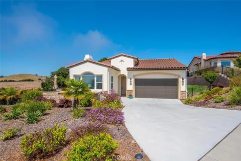 154 Clydell Court, Pismo Beach, CA 93449