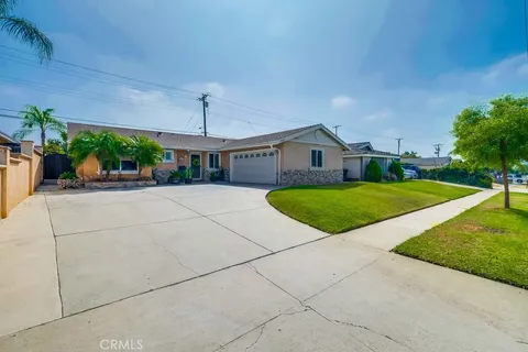 1082 Elsberry Avenue, La Puente, CA 91744