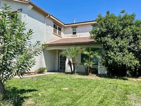 1091 Enchanted Trail, San Jacinto, CA 92582