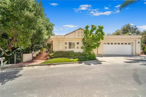 3626 Camino De La Cumbre, Sherman Oaks, CA 91423