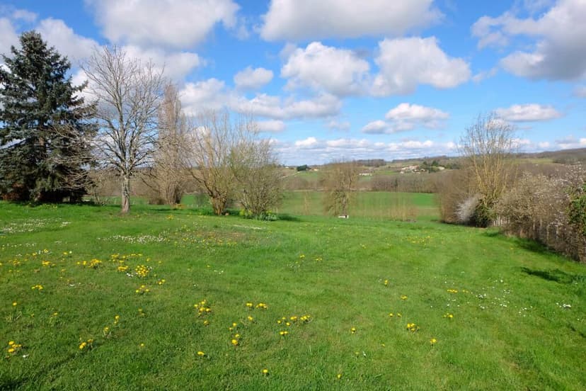 Additional image 2 of Aquitaine, Lot-et-Garonne, Duras, France