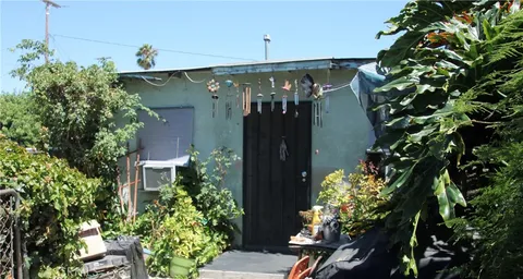 22110 Elaine Avenue, Hawaiian Gardens, CA 90716