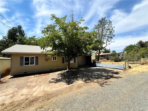 4331 Sunset Avenue, Clearlake, CA 95422