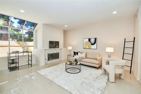 55 Vassar Aisle Unit 205, Irvine, CA 92612