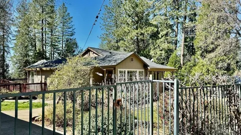 4330 Harness Tract Rd, Camino, CA 95709