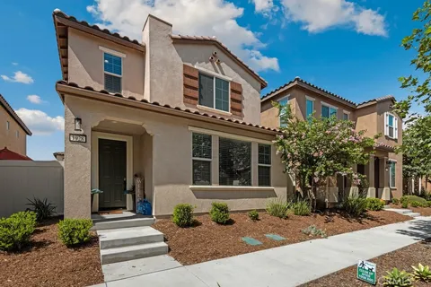 1928 Ray Abril Jr Lane, Colton, CA 92324