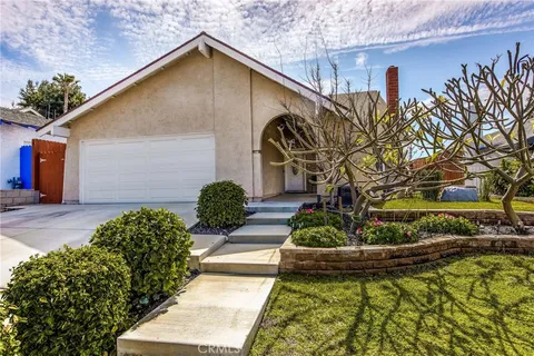 17322 Chicago Avenue, Yorba Linda, CA 92886