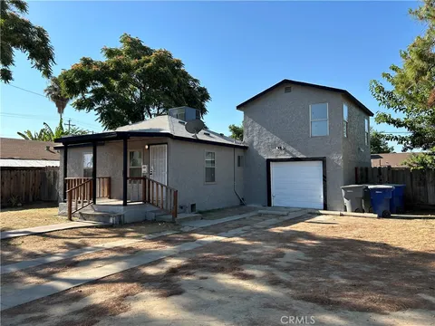 1220 E Princeton Avenue, Fresno, CA 93704