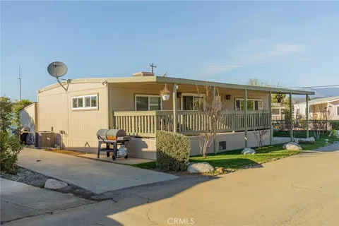 1134 Villa Calimesa Lane Unit 42, Calimesa, CA 92320