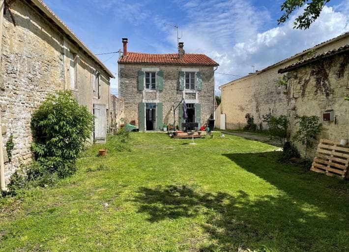 Additional image 2 of Condac, Charente, 16700, France