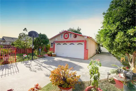 2515 E 111th Street, Los Angeles, CA 90059