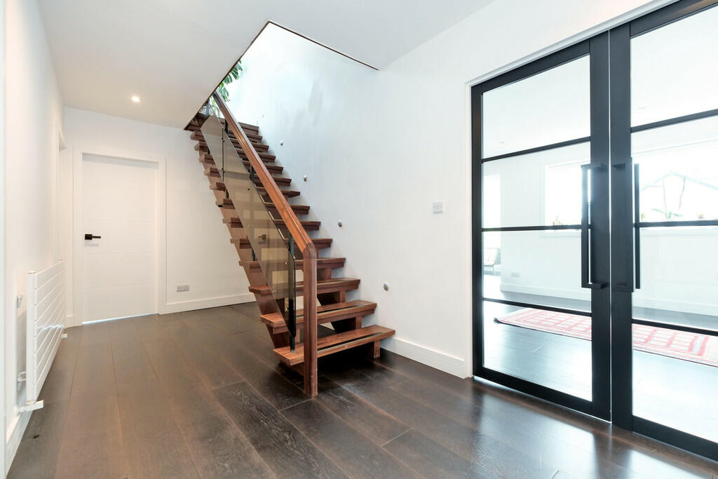 Additional image 3 of Hazledene Road, Aberdeen