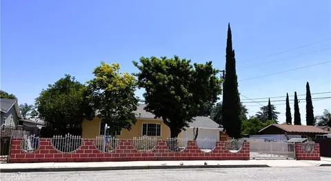 742 S Myrtle Avenue, Pomona, CA 91766