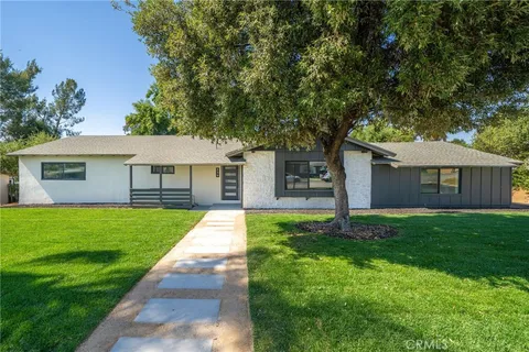 539 Via Vista Drive, Redlands, CA 92373